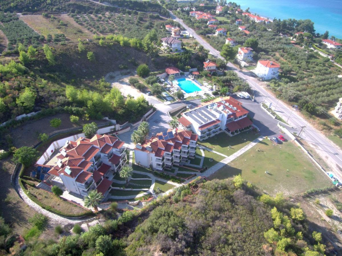 Halkidiki Palace Polychrono Exterior photo